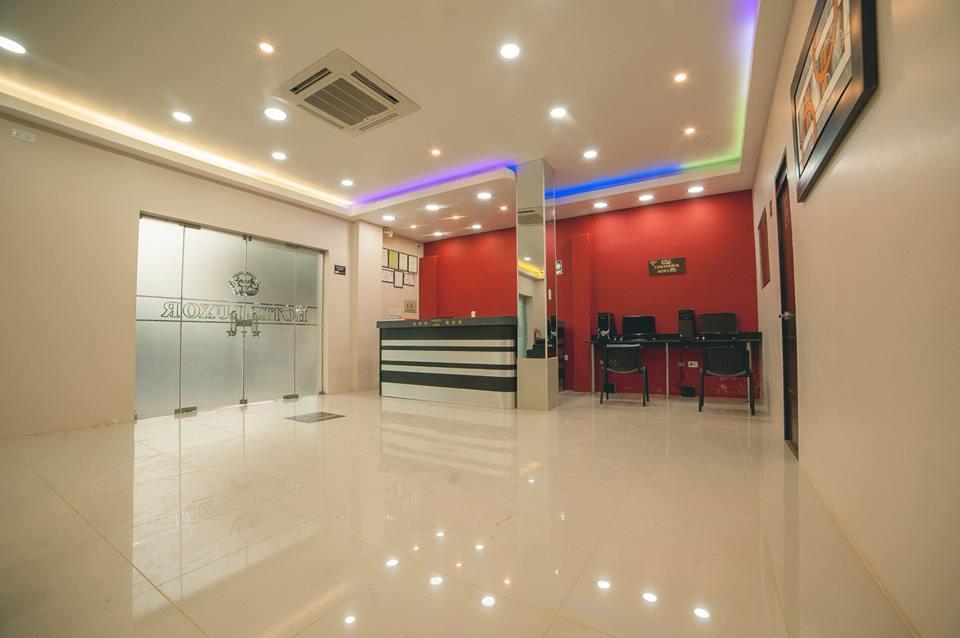 Hotel Luxor Pucallpa Kültér fotó