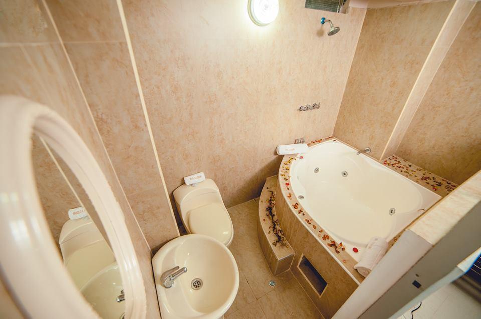 Hotel Luxor Pucallpa Kültér fotó